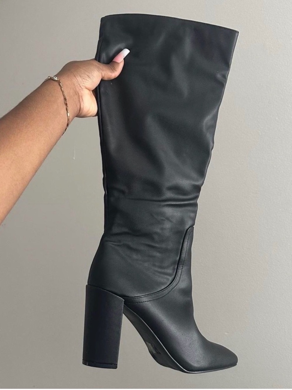 Classic Black Knee-High Block Heel Boots - Women's